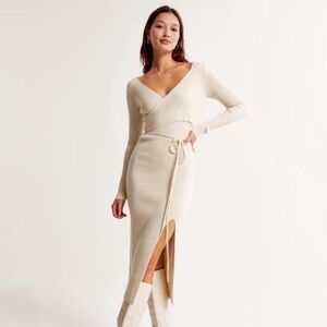 NWT Long-Sleeve Wrap Midi Sweater Dress abercrombie